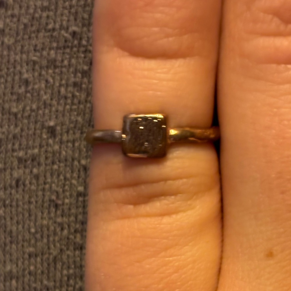 Small Gold Ring - Picture 2 of 3